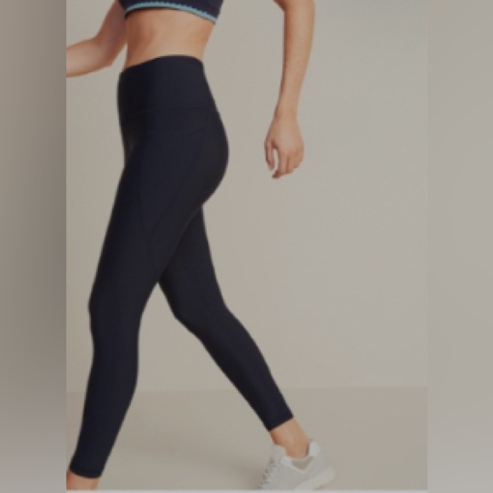 NWOT High-Waisted Elevate Powersoft 7/8-Length Side-Pocket Leggings navy blue